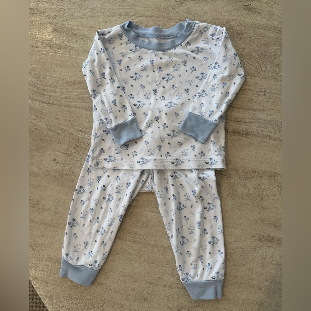 Lake Pajamas Baby Long-Long Set in French Blue Floral size 12-18 months